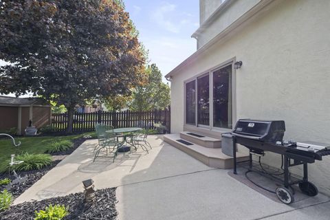 Tiny photo for 2458 Hickorybend Court, Grove City, OH 43123 (MLS # 226013939)