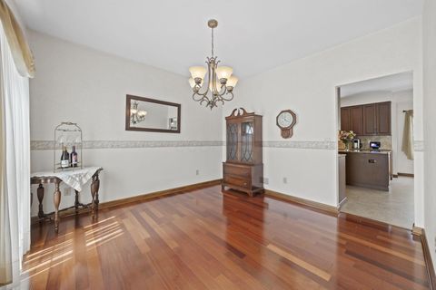 Tiny photo for 2458 Hickorybend Court, Grove City, OH 43123 (MLS # 226013939)