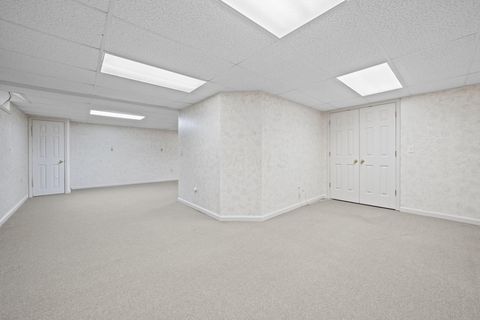 Tiny photo for 2458 Hickorybend Court, Grove City, OH 43123 (MLS # 226013939)