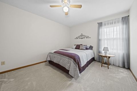 Tiny photo for 2458 Hickorybend Court, Grove City, OH 43123 (MLS # 226013939)