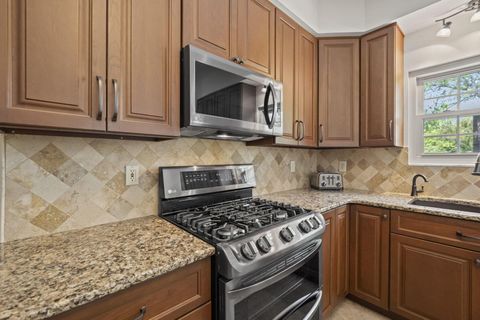 Tiny photo for 2458 Hickorybend Court, Grove City, OH 43123 (MLS # 226013939)