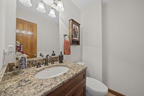 Tiny photo for 2458 Hickorybend Court, Grove City, OH 43123 (MLS # 226013939)