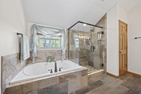 Tiny photo for 2458 Hickorybend Court, Grove City, OH 43123 (MLS # 226013939)