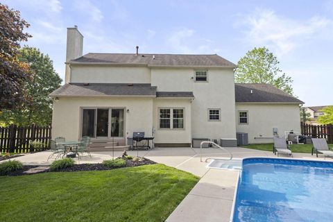 Tiny photo for 2458 Hickorybend Court, Grove City, OH 43123 (MLS # 226013939)