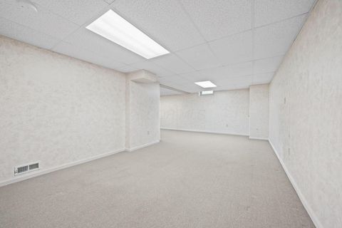 Tiny photo for 2458 Hickorybend Court, Grove City, OH 43123 (MLS # 226013939)