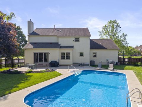 Tiny photo for 2458 Hickorybend Court, Grove City, OH 43123 (MLS # 226013939)