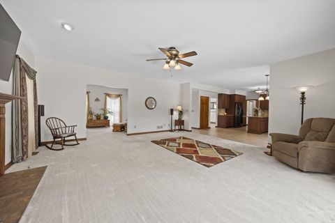 Tiny photo for 2458 Hickorybend Court, Grove City, OH 43123 (MLS # 226013939)