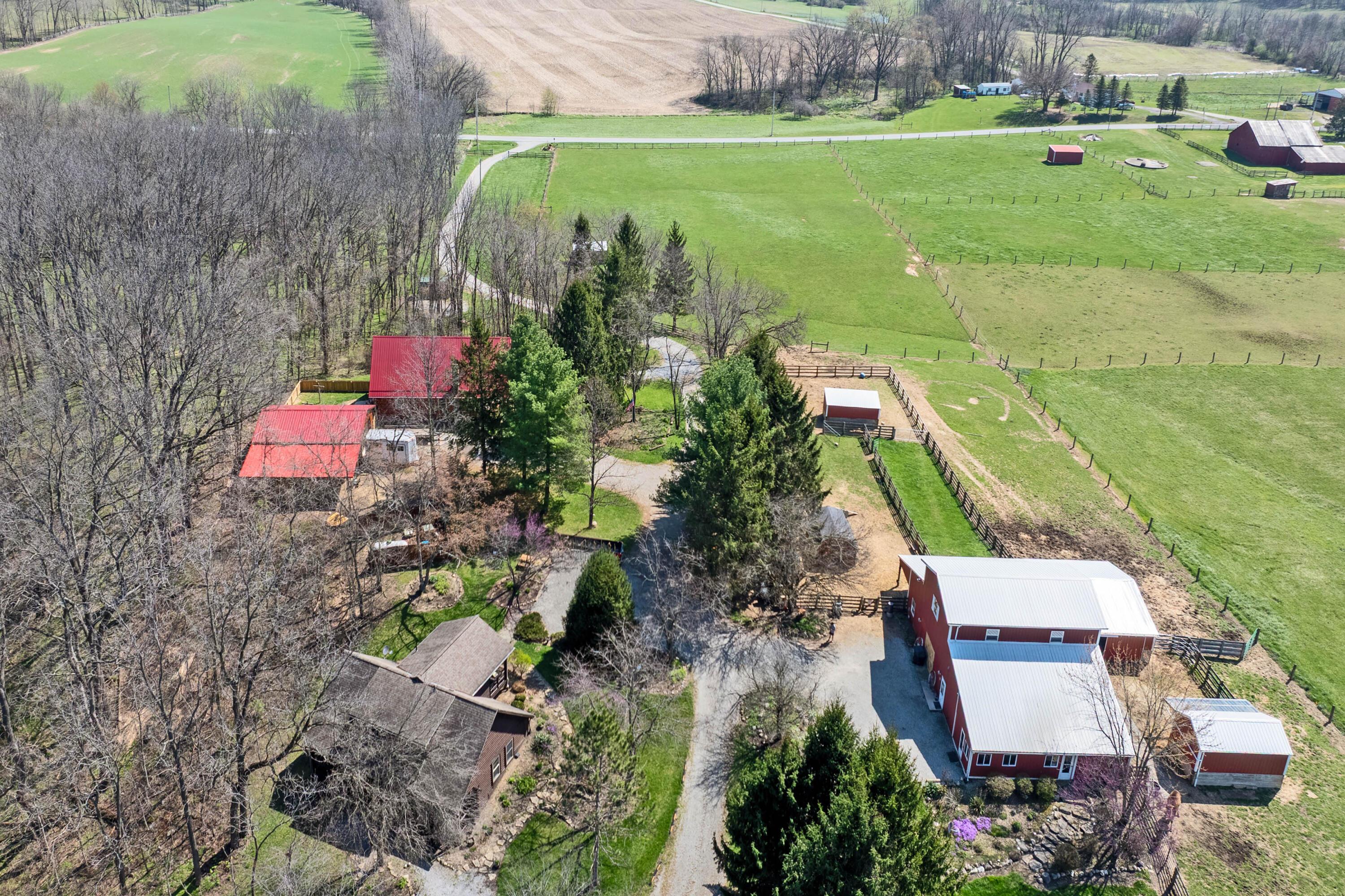 Fredericktown, Ohio, 43019, United States, 8 Bedrooms Bedrooms, ,8 BathroomsBathrooms,Residential,Active,2035650