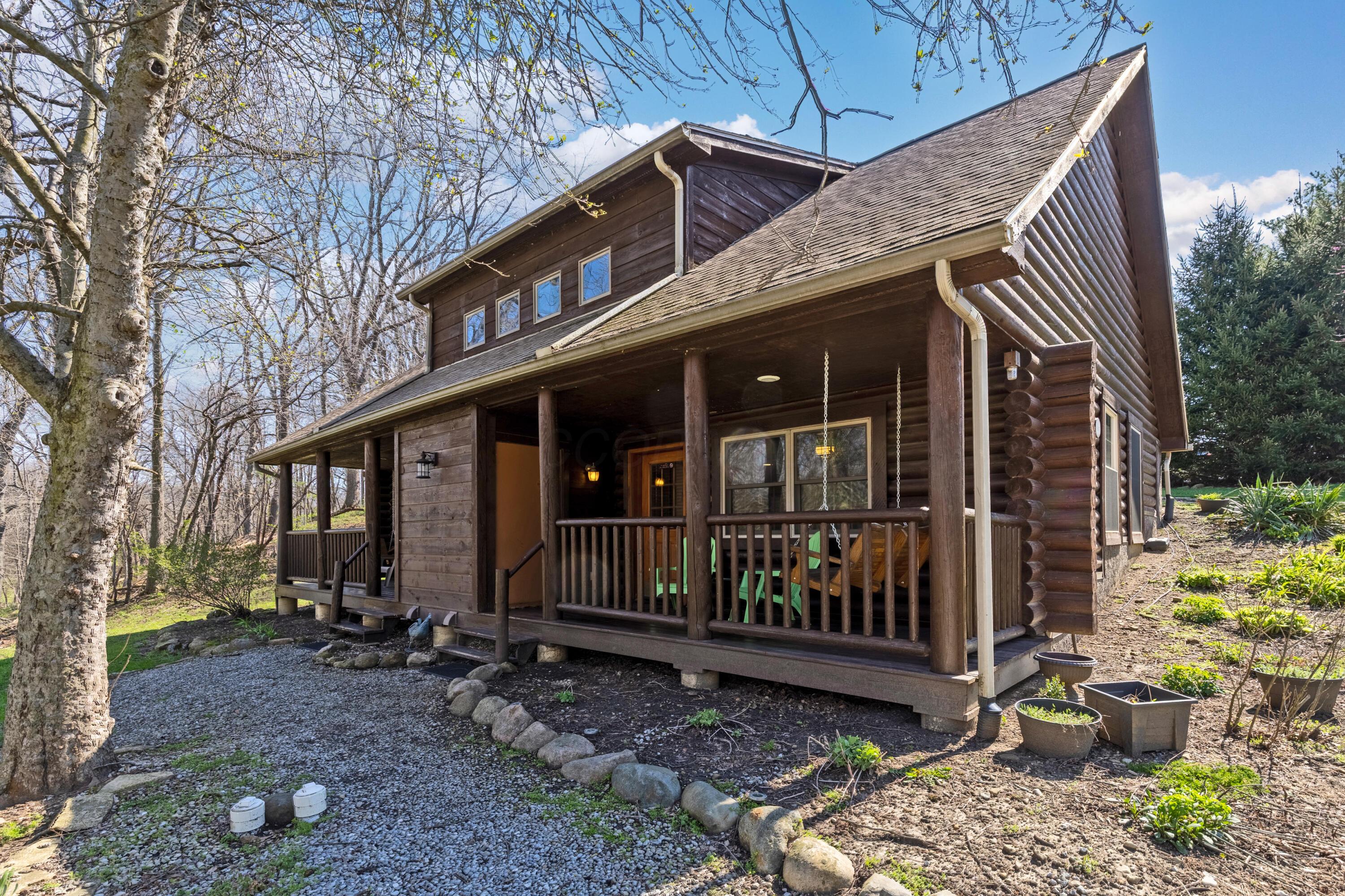 Fredericktown, Ohio, 43019, United States, 8 Bedrooms Bedrooms, ,8 BathroomsBathrooms,Residential,Active,2035650