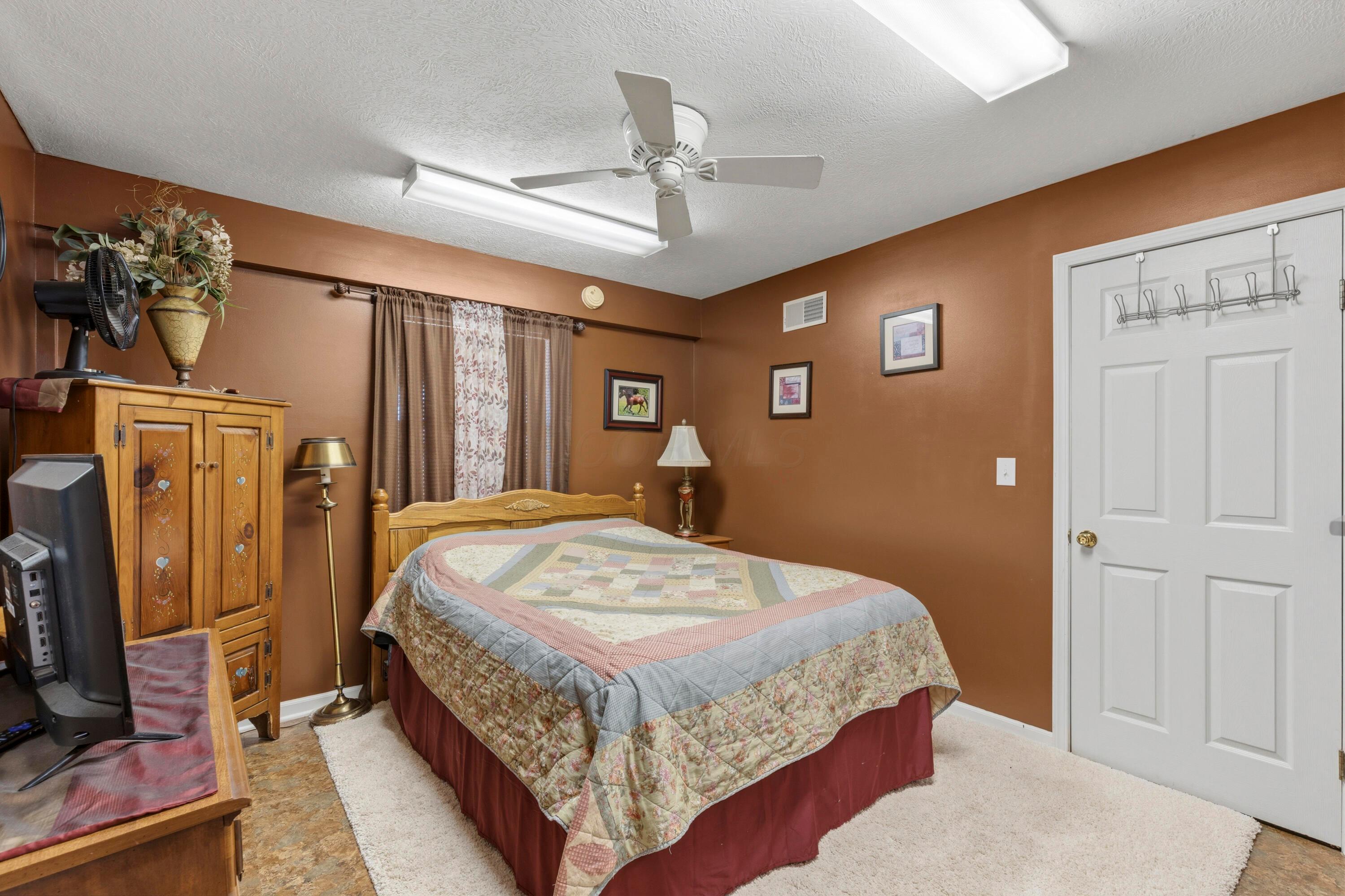 Fredericktown, Ohio, 43019, United States, 8 Bedrooms Bedrooms, ,8 BathroomsBathrooms,Residential,Active,2035650