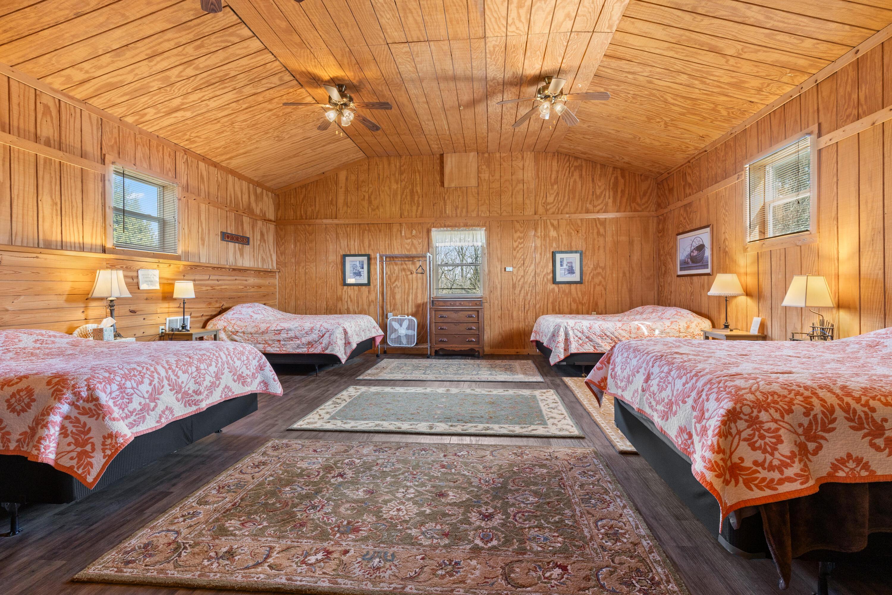 Fredericktown, Ohio, 43019, United States, 8 Bedrooms Bedrooms, ,8 BathroomsBathrooms,Residential,Active,2035650