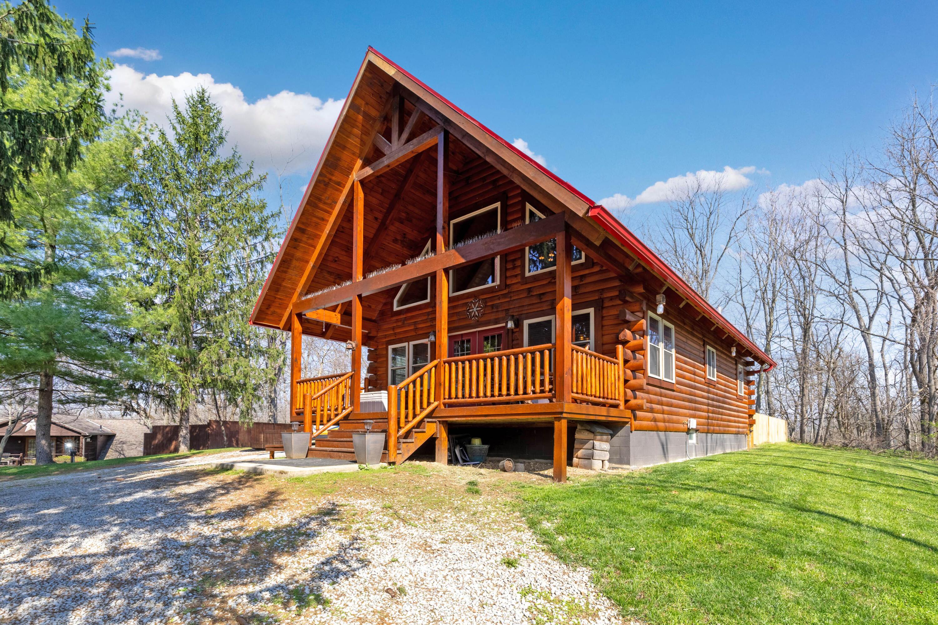 Fredericktown, Ohio, 43019, United States, 8 Bedrooms Bedrooms, ,8 BathroomsBathrooms,Residential,Active,2035650