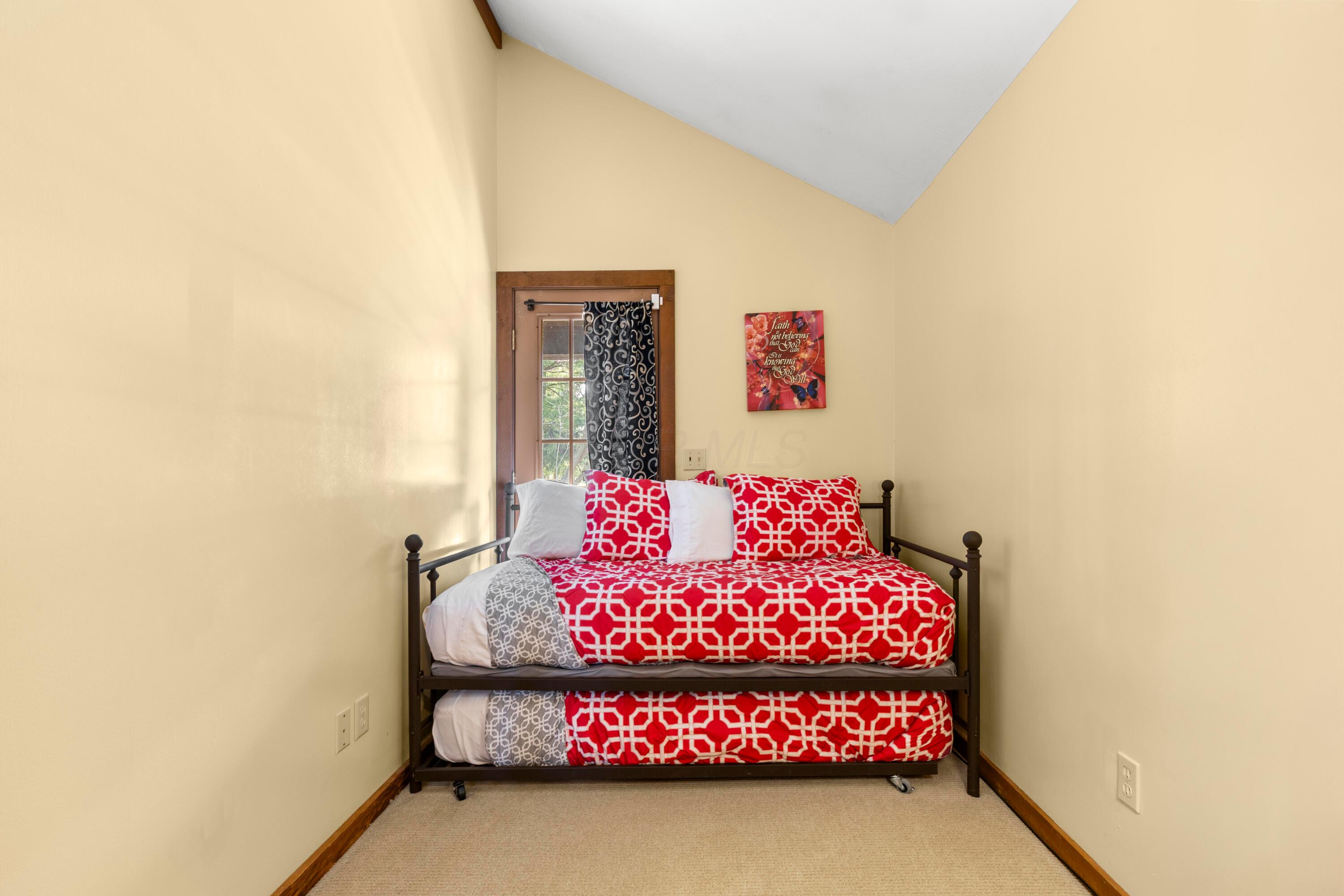 Fredericktown, Ohio, 43019, United States, 8 Bedrooms Bedrooms, ,8 BathroomsBathrooms,Residential,Active,2035650