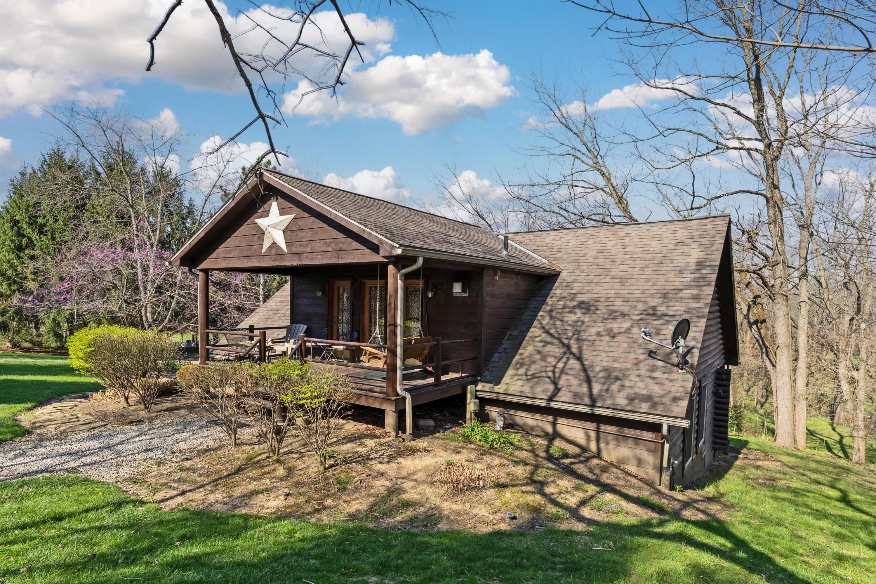 Fredericktown, Ohio, 43019, United States, 8 Bedrooms Bedrooms, ,8 BathroomsBathrooms,Residential,Active,2035650