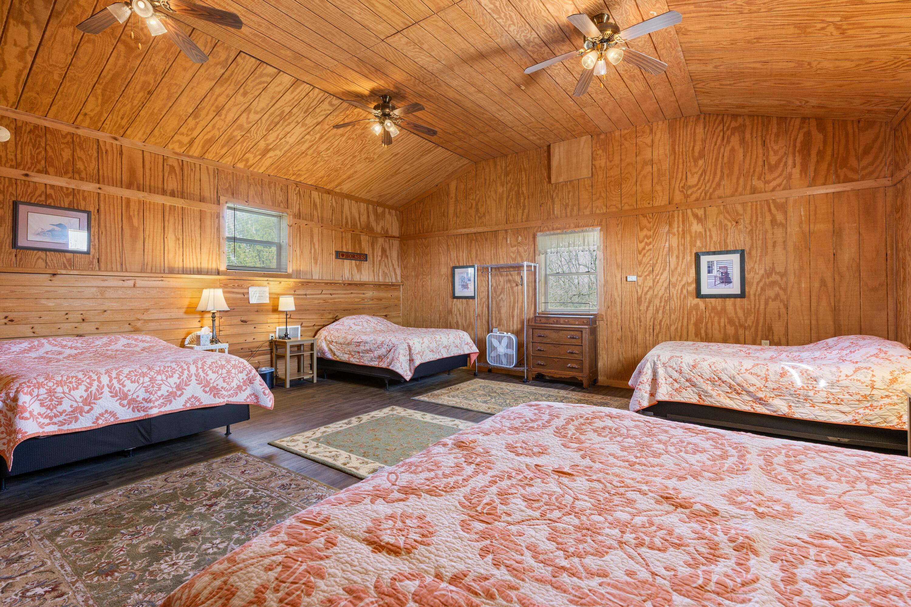 Fredericktown, Ohio, 43019, United States, 8 Bedrooms Bedrooms, ,8 BathroomsBathrooms,Residential,Active,2035650