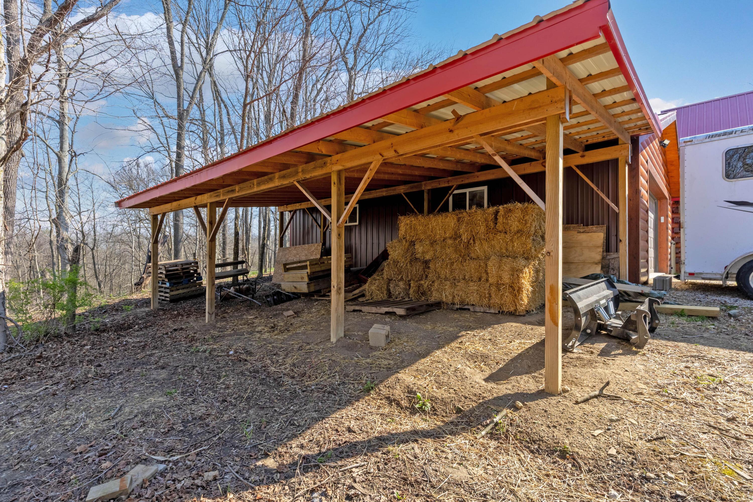Fredericktown, Ohio, 43019, United States, 8 Bedrooms Bedrooms, ,8 BathroomsBathrooms,Residential,Active,2035650