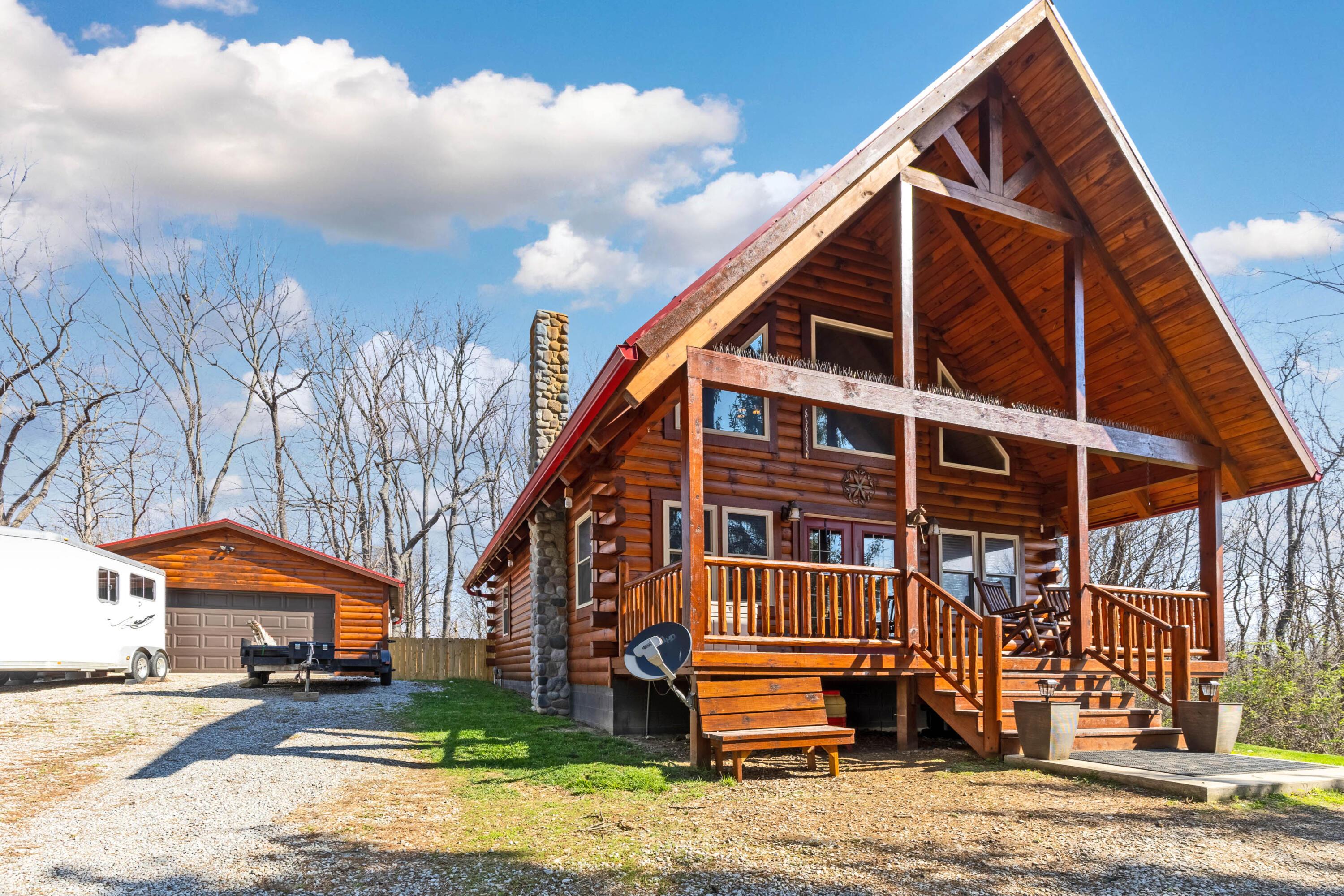 Fredericktown, Ohio, 43019, United States, 8 Bedrooms Bedrooms, ,8 BathroomsBathrooms,Residential,Active,2035650