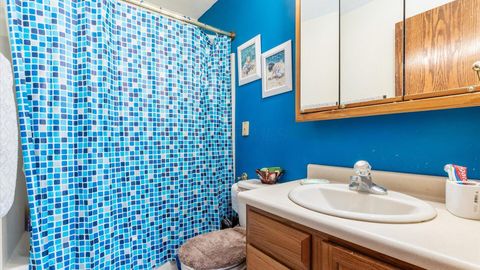 Tiny photo for 901 Southeast Court, Zanesville, OH 43701 (MLS # 226003219)