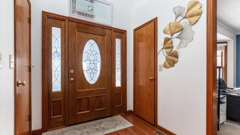 Tiny photo for 901 Southeast Court, Zanesville, OH 43701 (MLS # 226003219)