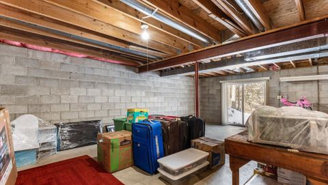 Tiny photo for 901 Southeast Court, Zanesville, OH 43701 (MLS # 226003219)