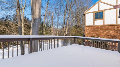 Tiny photo for 901 Southeast Court, Zanesville, OH 43701 (MLS # 226003219)