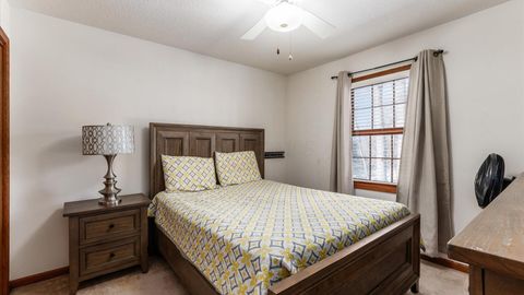 Tiny photo for 901 Southeast Court, Zanesville, OH 43701 (MLS # 226003219)