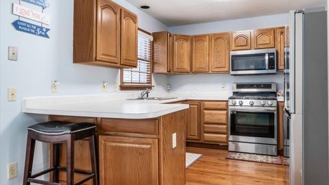 Tiny photo for 901 Southeast Court, Zanesville, OH 43701 (MLS # 226003219)