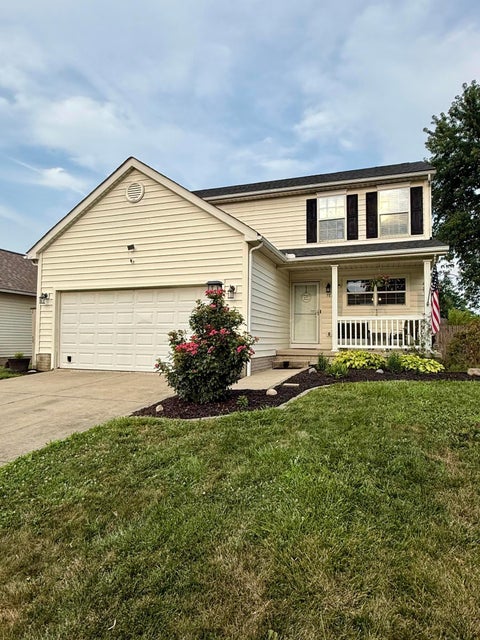 Photo of 1614 Autumn Village Drive, Columbus, OH 43223 (MLS # 226027264)