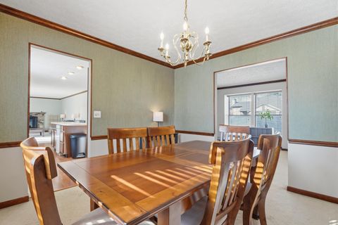 Tiny photo for 830 Lindenhaven Road, Columbus, OH 43230 (MLS # 226004468)