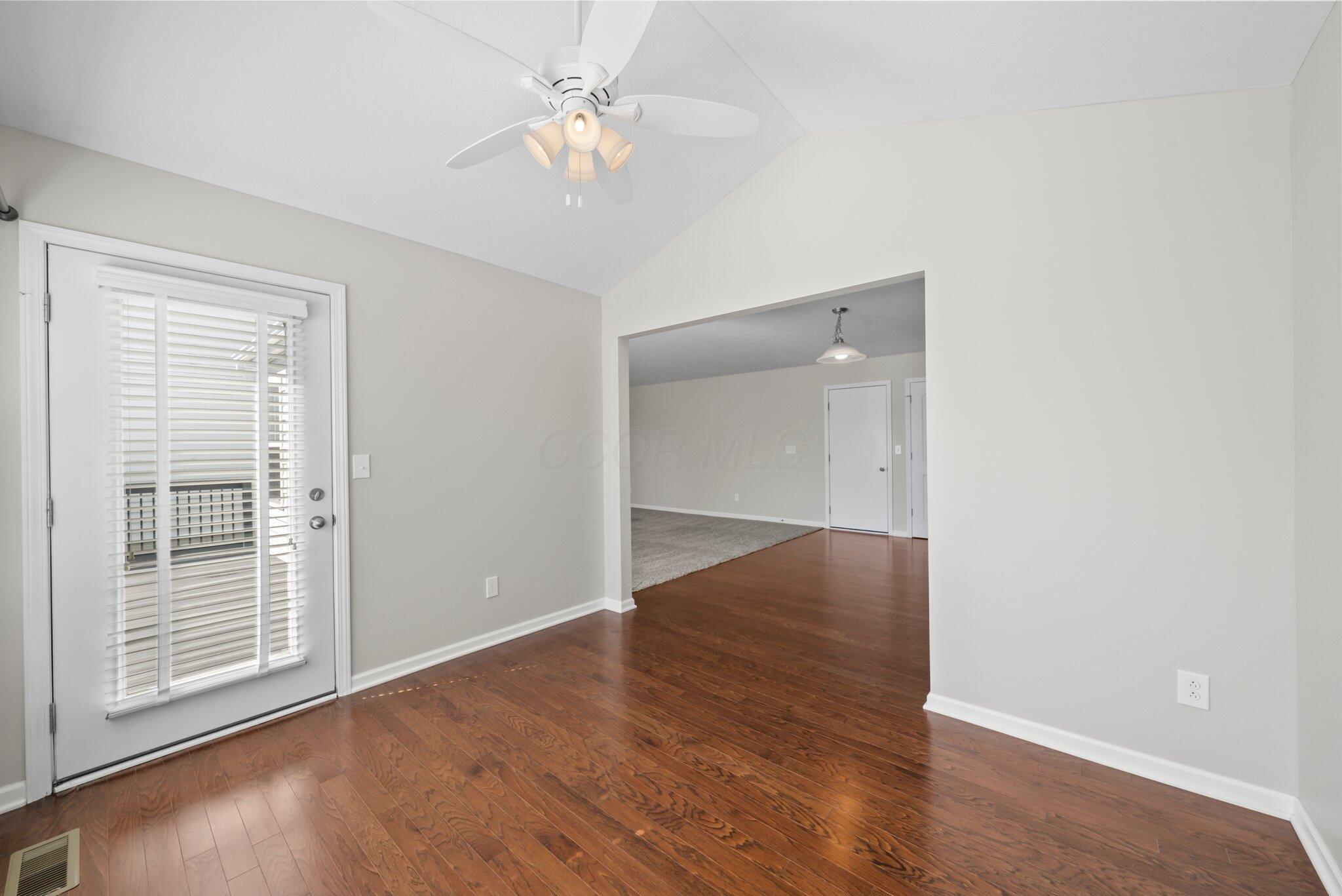 9070 Bunker Hill Way, Orient, Ohio image 14