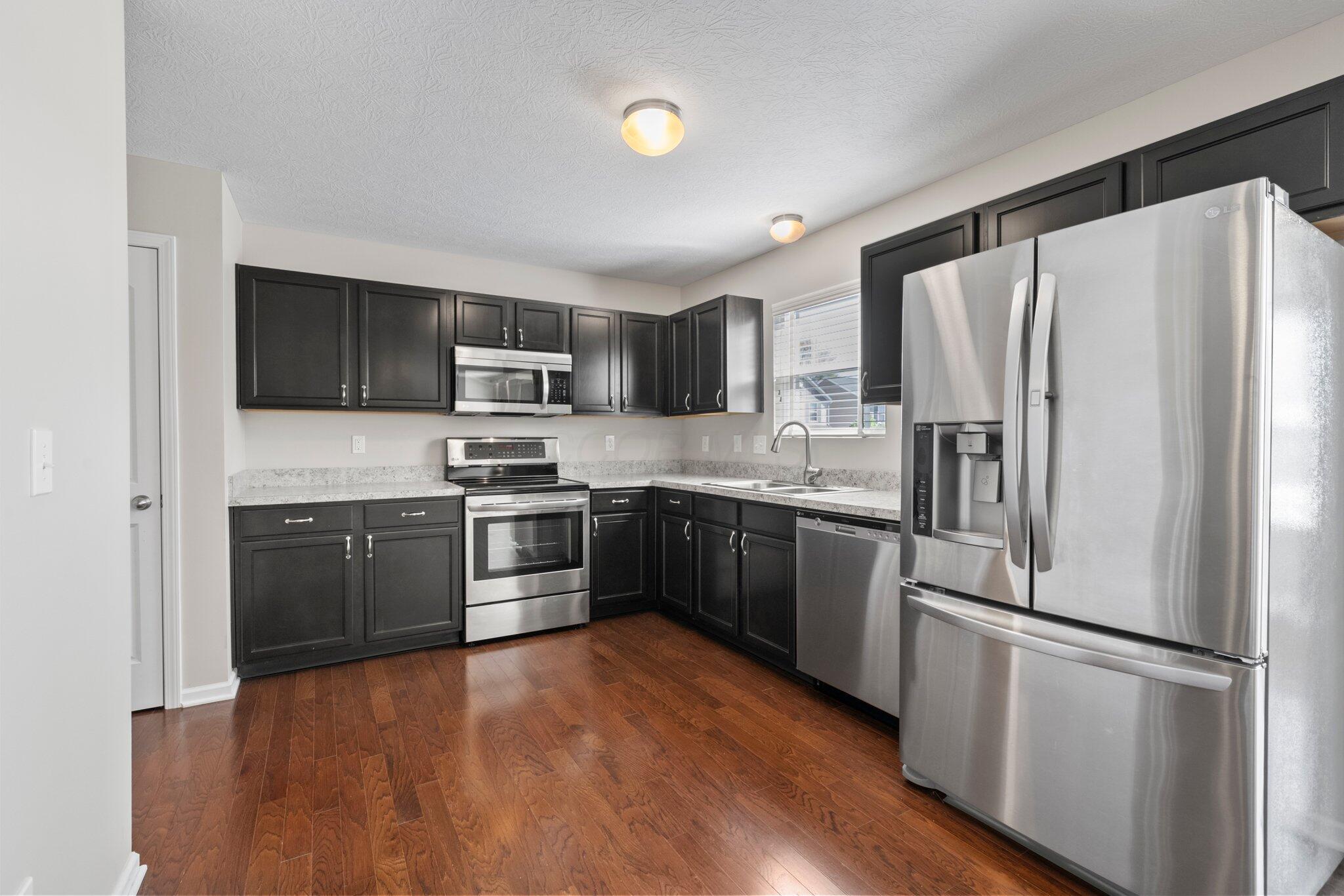 9070 Bunker Hill Way, Orient, Ohio image 17