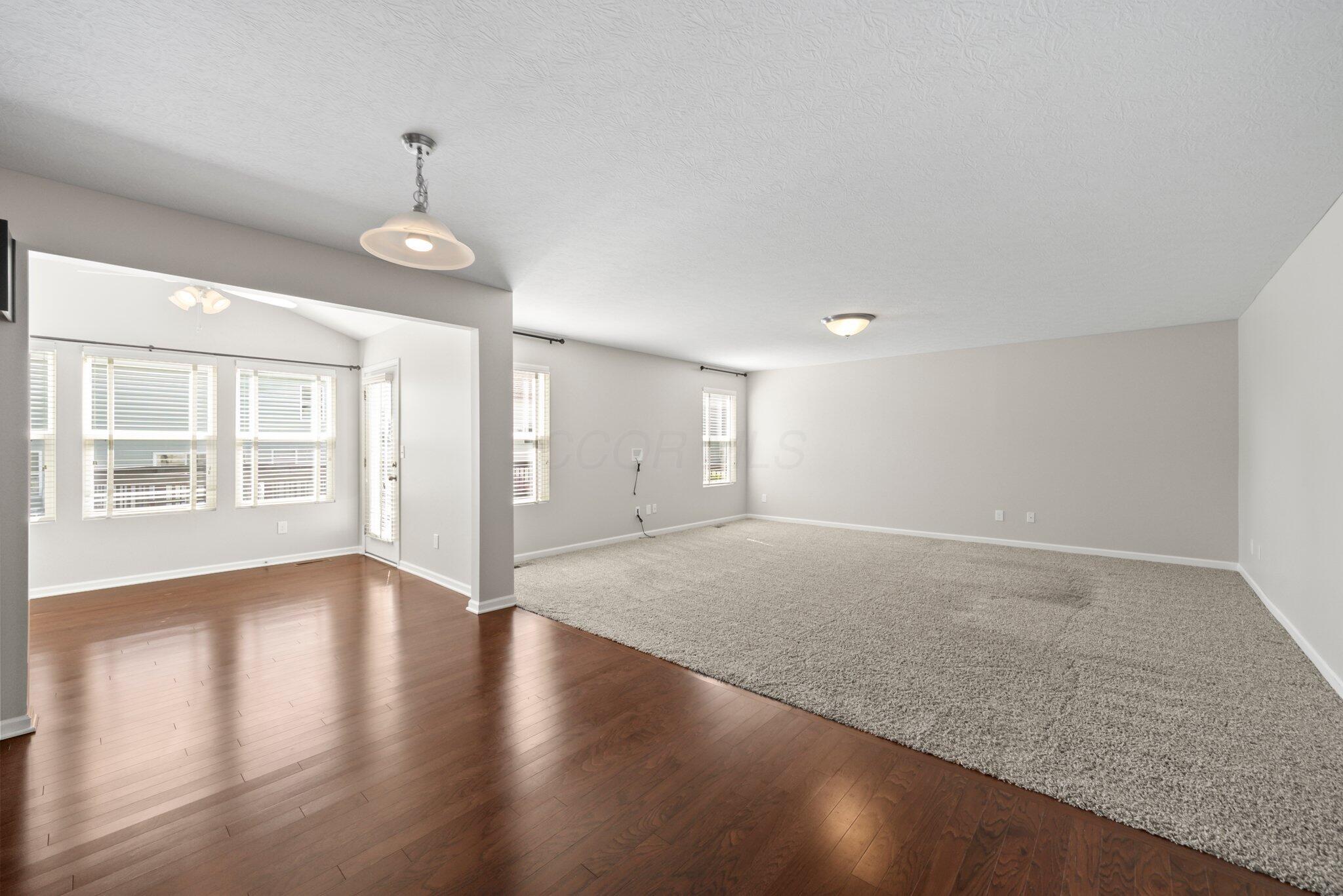 9070 Bunker Hill Way, Orient, Ohio image 10