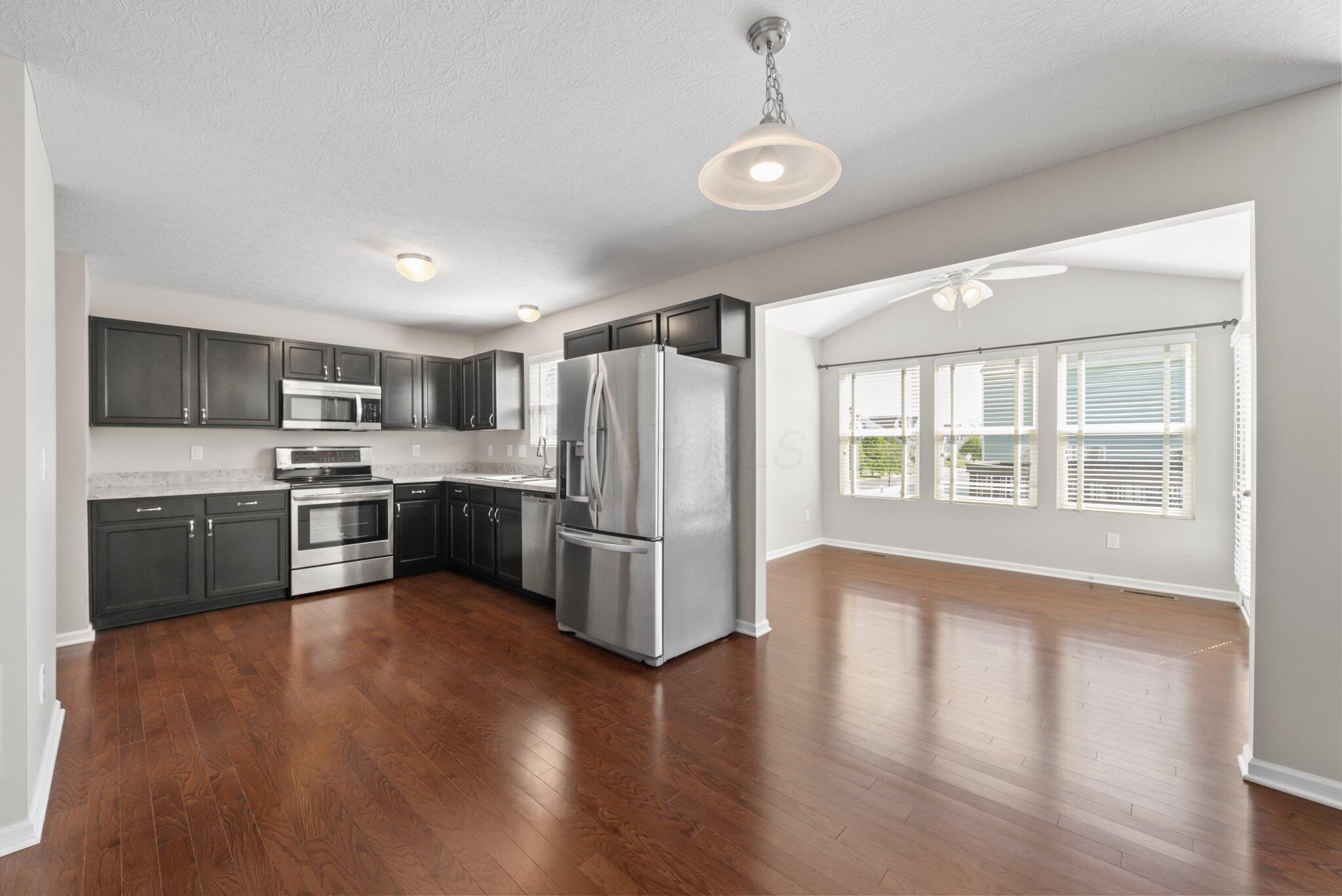 9070 Bunker Hill Way, Orient, Ohio image 12
