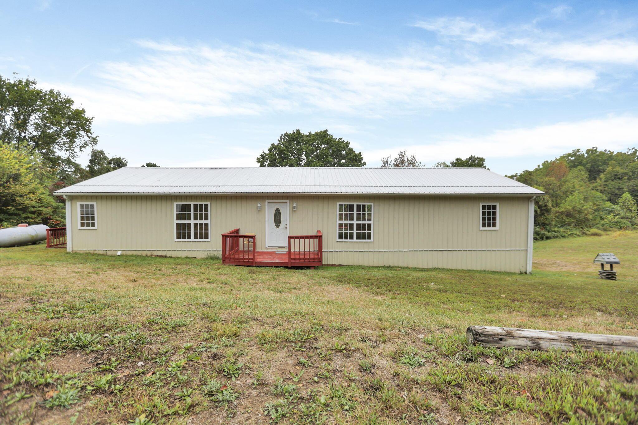 10295 Lookout Road, Lancaster, Ohio image 1