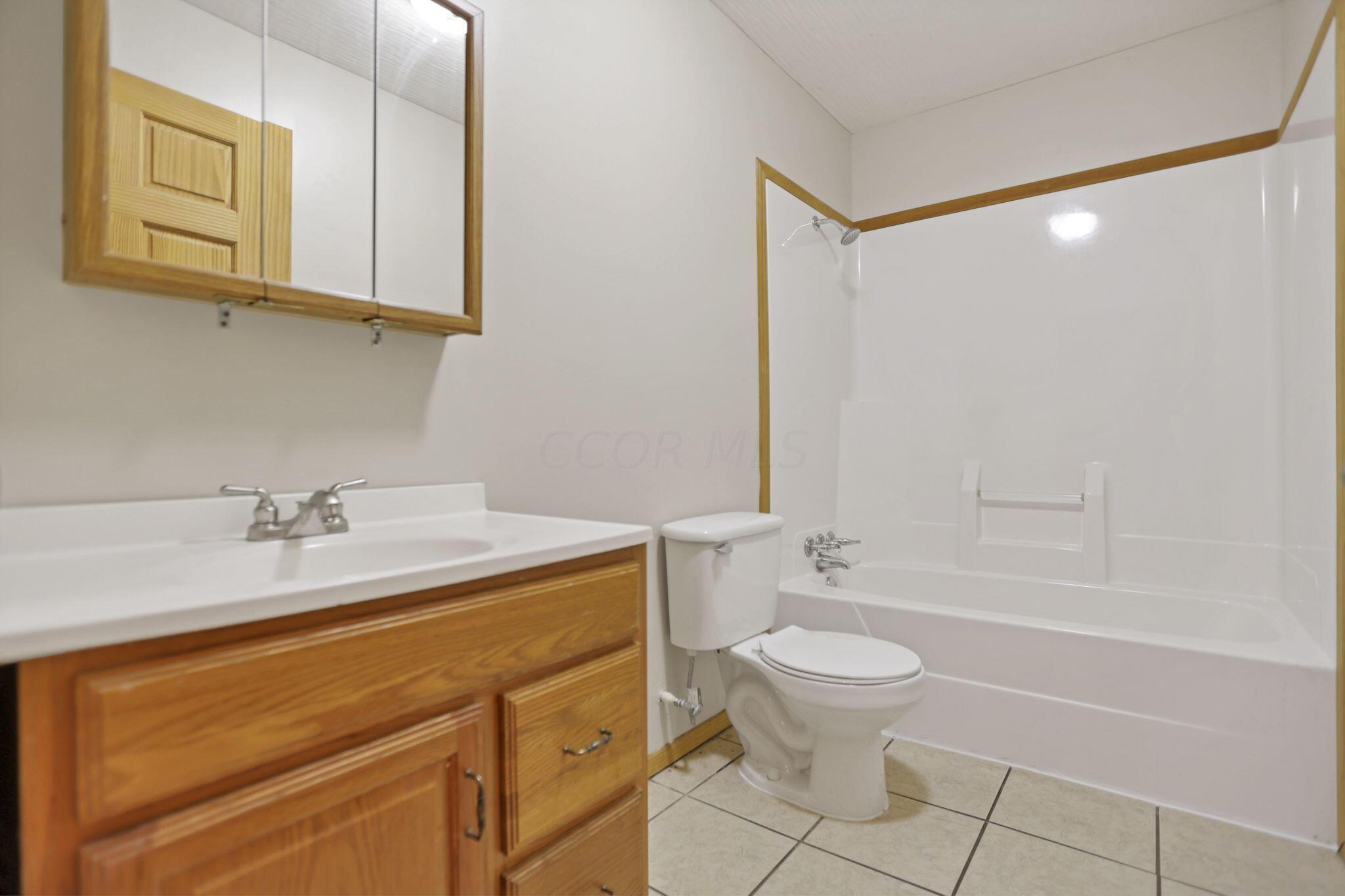 10295 Lookout Road, Lancaster, Ohio image 24