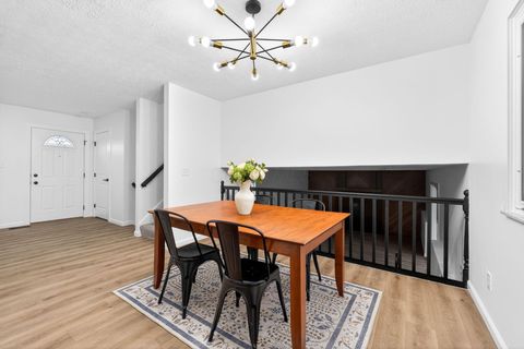 Tiny photo for 430 E Columbus Street, Pickerington, OH 43147 (MLS # 226000679)