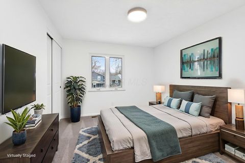 Tiny photo for 430 E Columbus Street, Pickerington, OH 43147 (MLS # 226000679)