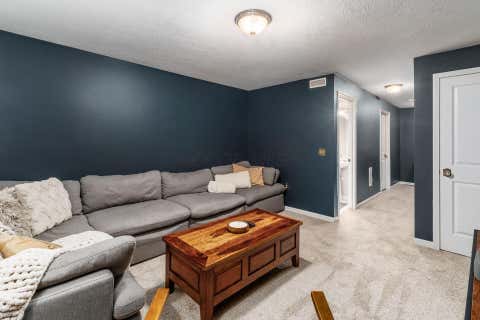 Tiny photo for 6323 Royal Tern Crossing 49 #49, Columbus, OH 43230 (MLS # 226022037)