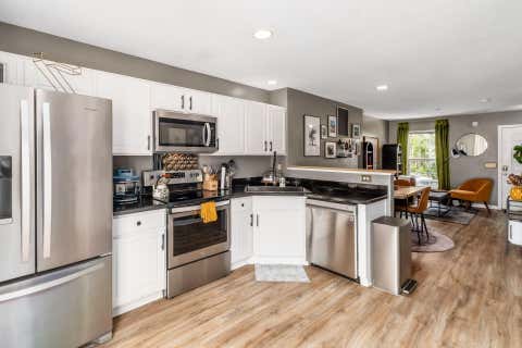 Tiny photo for 6323 Royal Tern Crossing 49 #49, Columbus, OH 43230 (MLS # 226022037)
