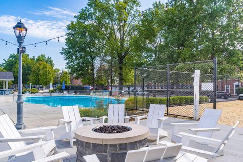 Tiny photo for 6323 Royal Tern Crossing 49 #49, Columbus, OH 43230 (MLS # 226022037)