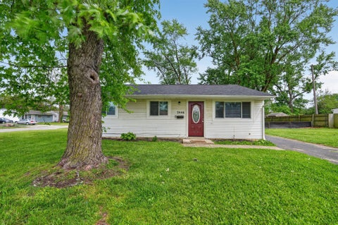 Photo of 2446 Kitchner Drive, Columbus, OH 43207 (MLS # 226015023)