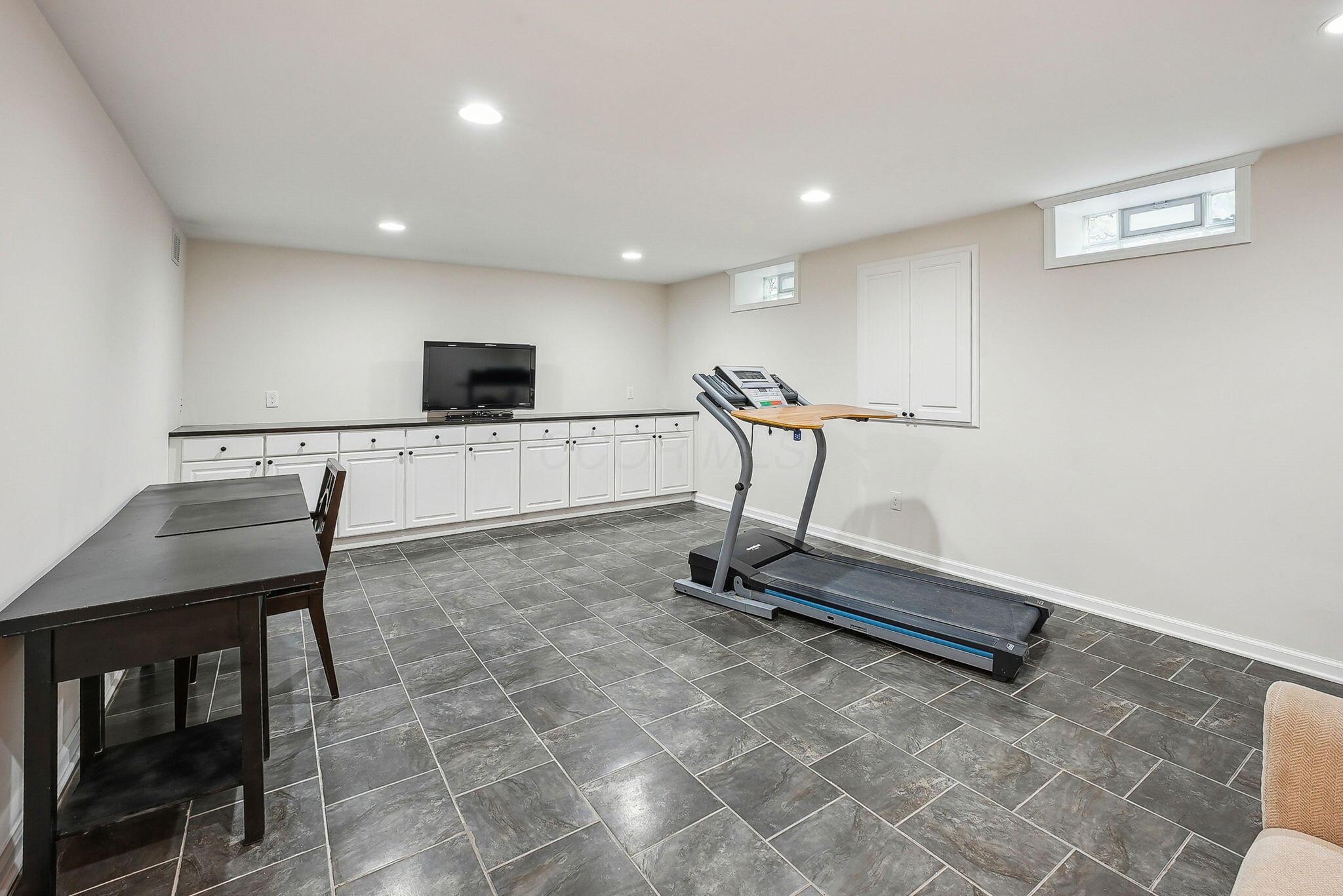 4400 Airendel Court, Columbus, Ohio image 26