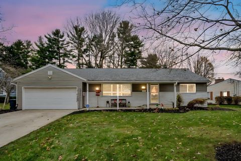 Photo of 937 Cambridge Avenue, Marion, OH 43302 (MLS # 225044499)