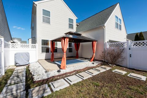 Tiny photo for 6777 Bigerton Bend, Canal Winchester, OH 43110 (MLS # 226005521)
