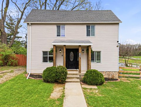 Photo of 2000 S High Street, Galloway, OH 43119 (MLS # 226011885)