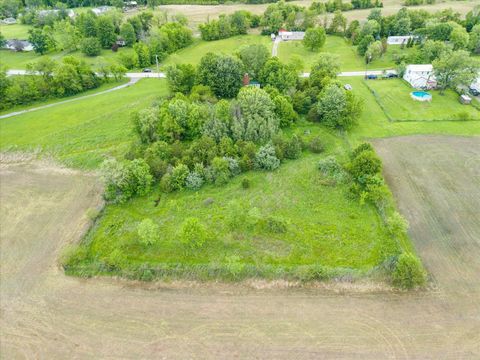 Photo of 6420 Fair Ridge Road, Hillsboro, OH 45133 (MLS # 226018593)