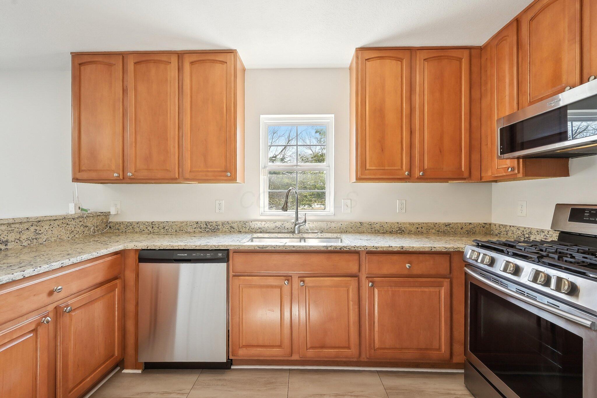 1143 Green Knoll Drive, Westerville, Ohio image 19
