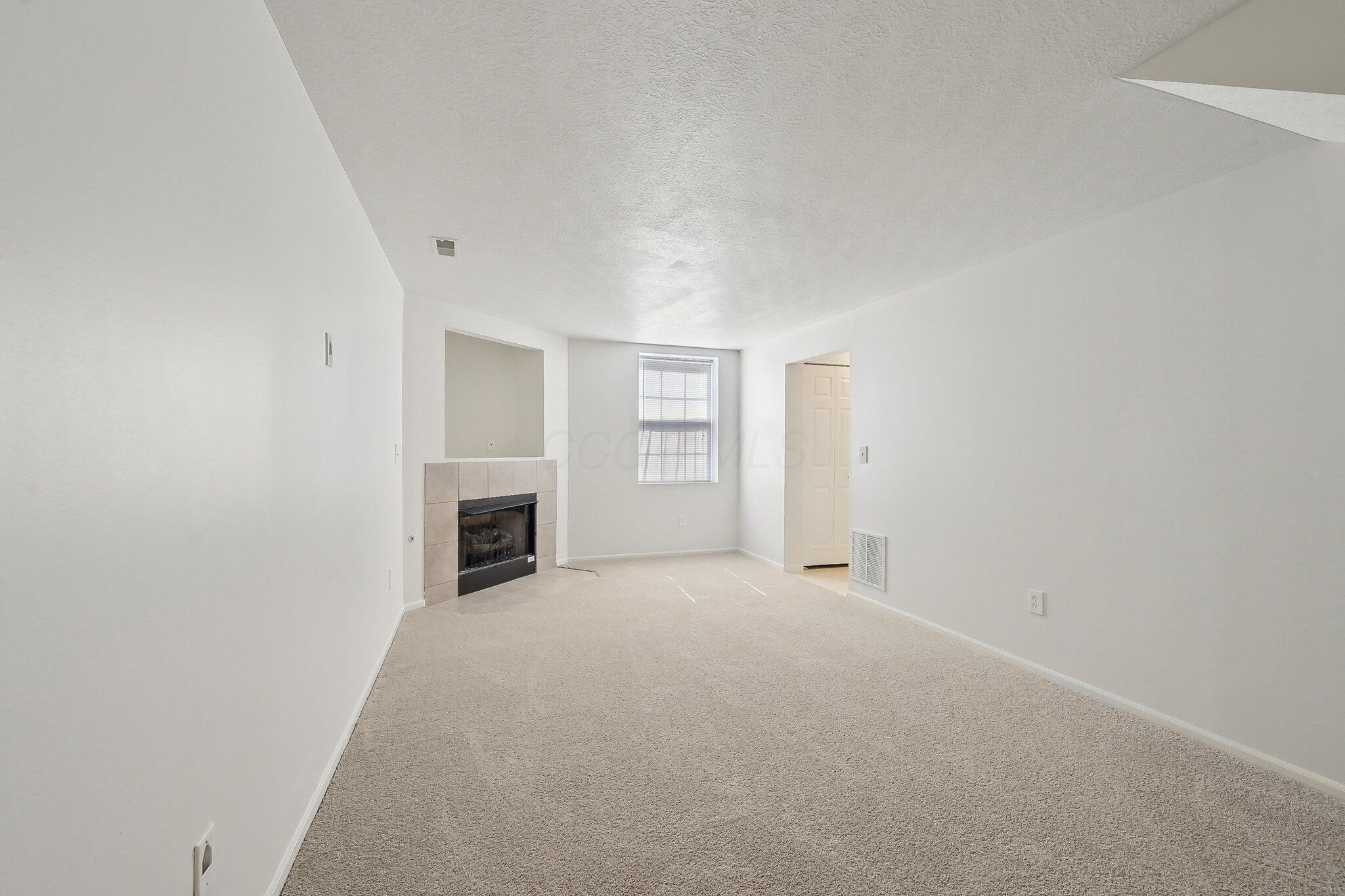 1143 Green Knoll Drive, Westerville, Ohio image 27