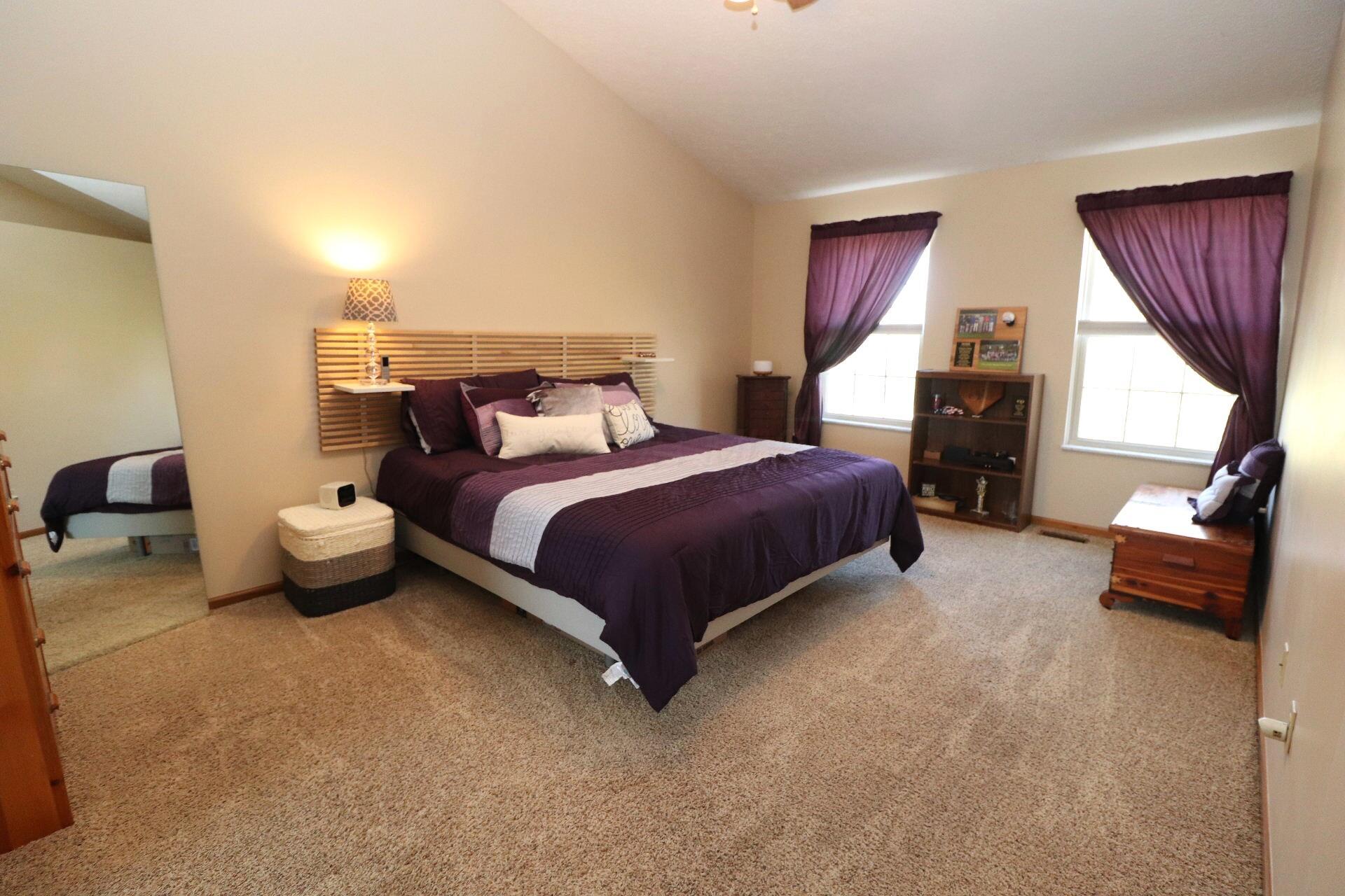 4715 Hickorybend Drive, Grove City, Ohio image 34