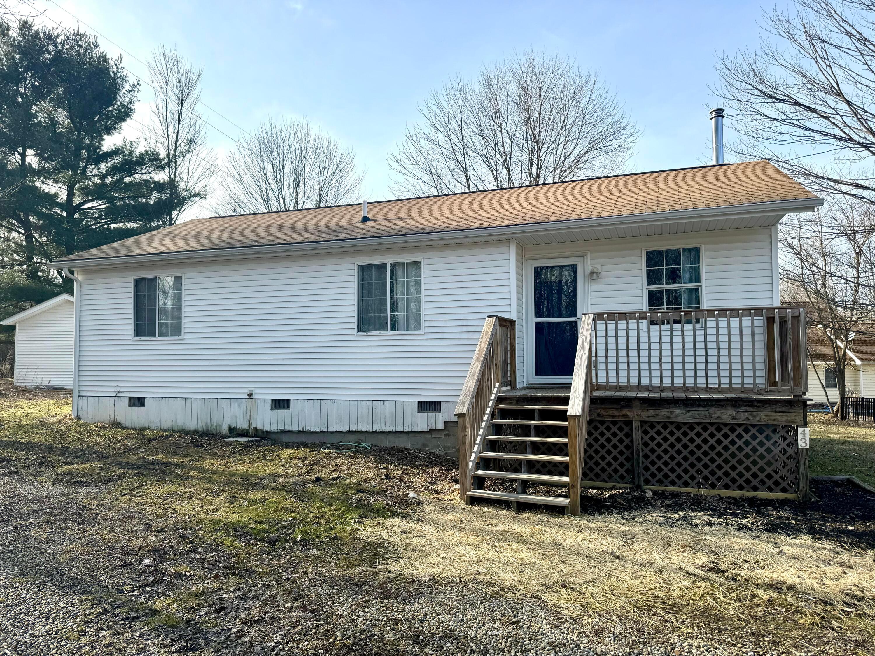 43 S Highland Court, Howard, Ohio image 2